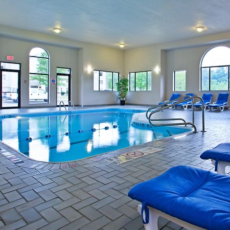 Holiday Inn Express Hotel Pittsburgh-North/Harmarville By Ihg Экстерьер фото