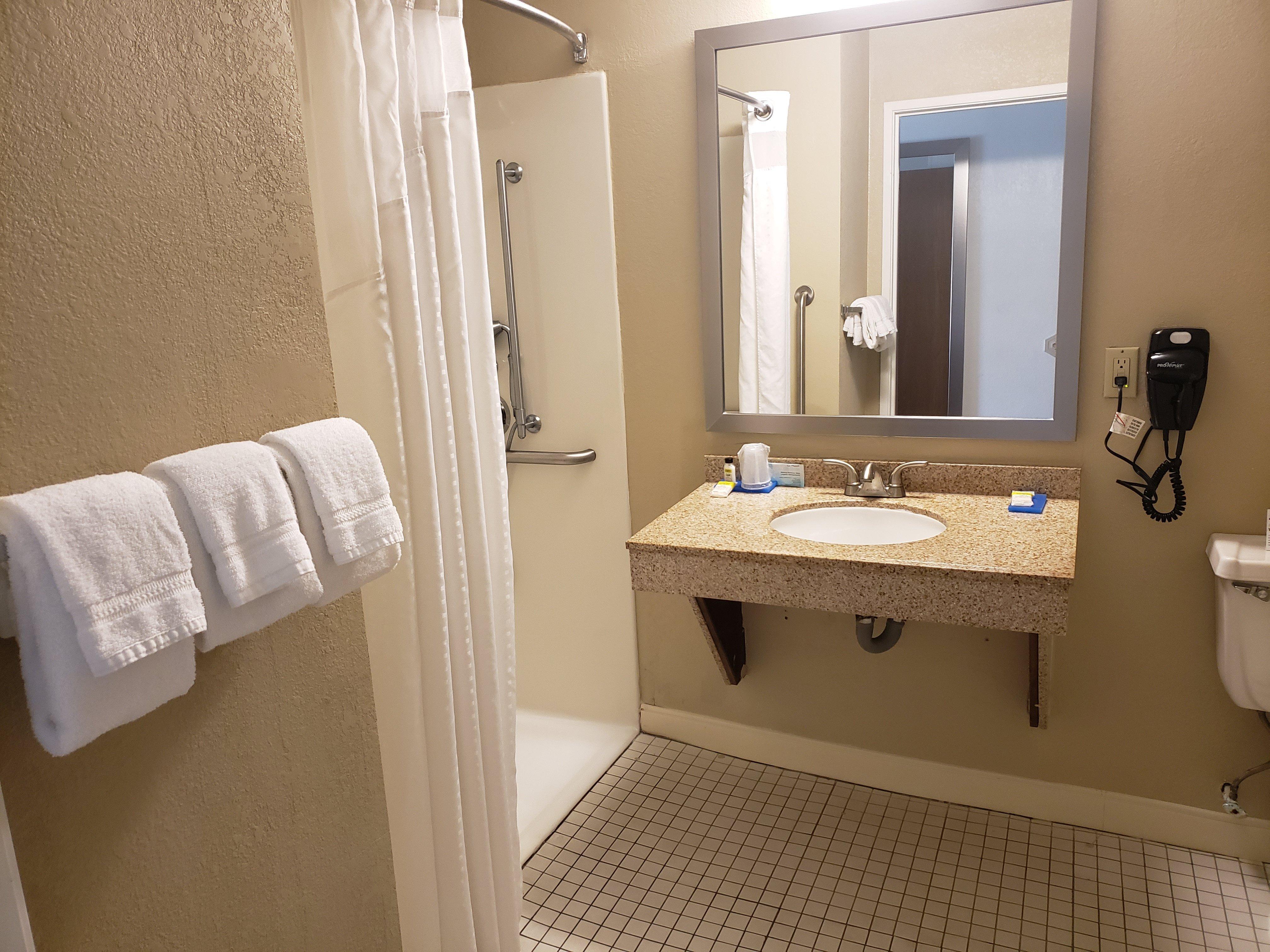 Holiday Inn Express Hotel Pittsburgh-North/Harmarville By Ihg Экстерьер фото