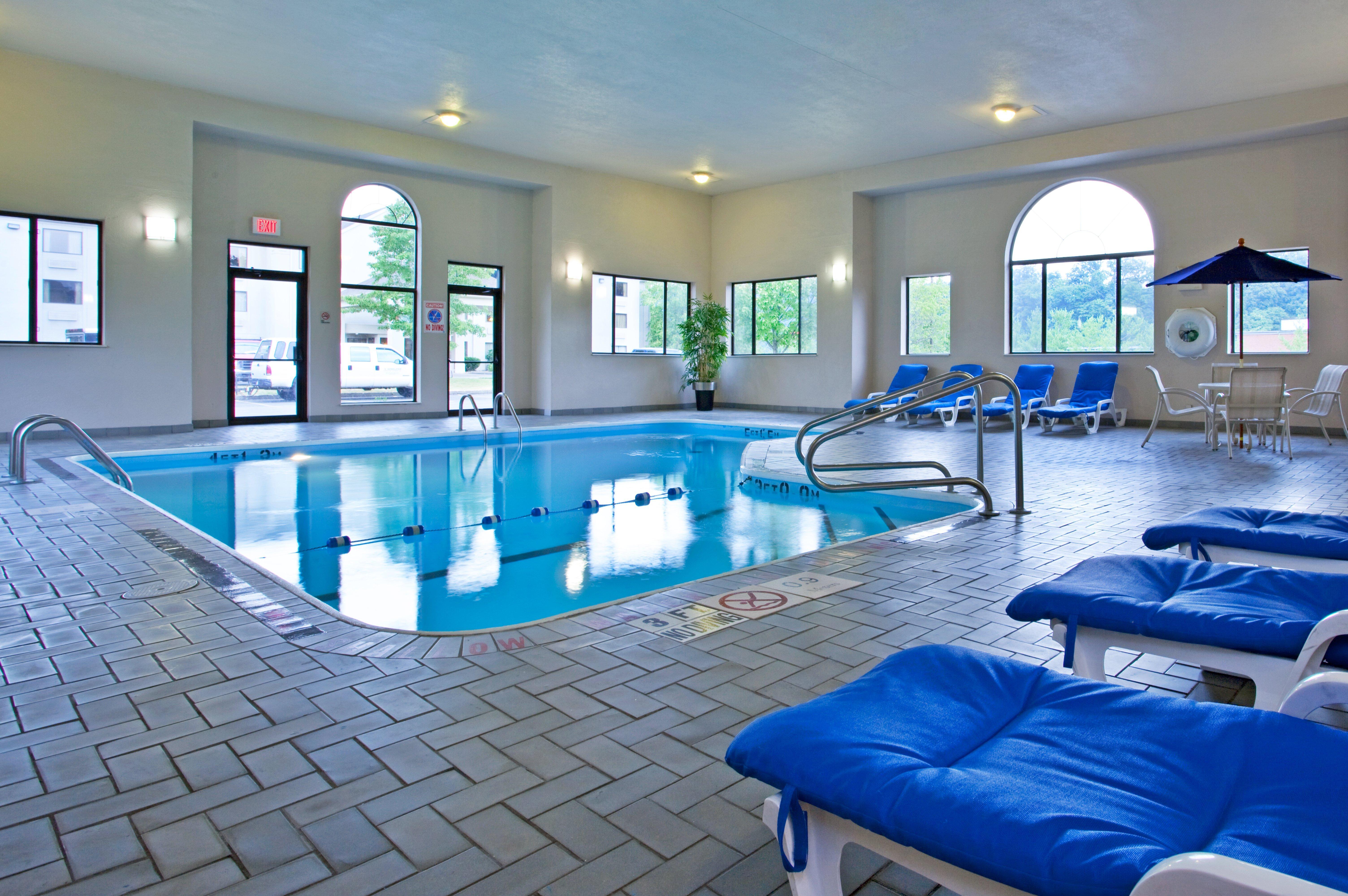 Holiday Inn Express Hotel Pittsburgh-North/Harmarville By Ihg Экстерьер фото